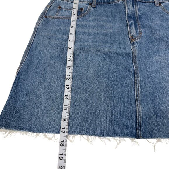 Old Navy Womens Denim Mini Skirt Size 14 Medium Wash Frayed Hem 100% Cotton - Picture 7 of 10